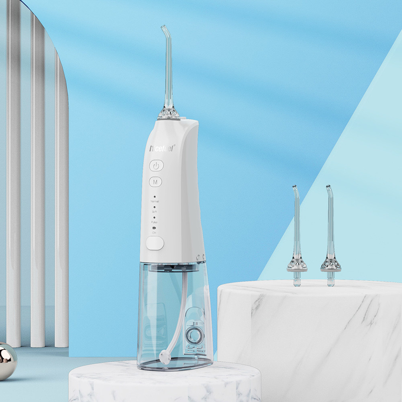 Il viaggio e la casa utilizzano il portatile più pulito senza cordone orale dentario di Irrigator
