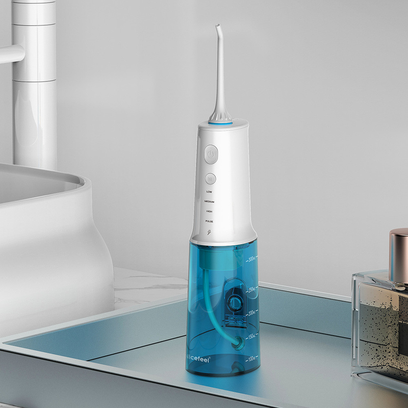 Serbatoio di acqua orale senza cordone di Irrigator 300ml del portatile orale di cura di Nicefeel potente