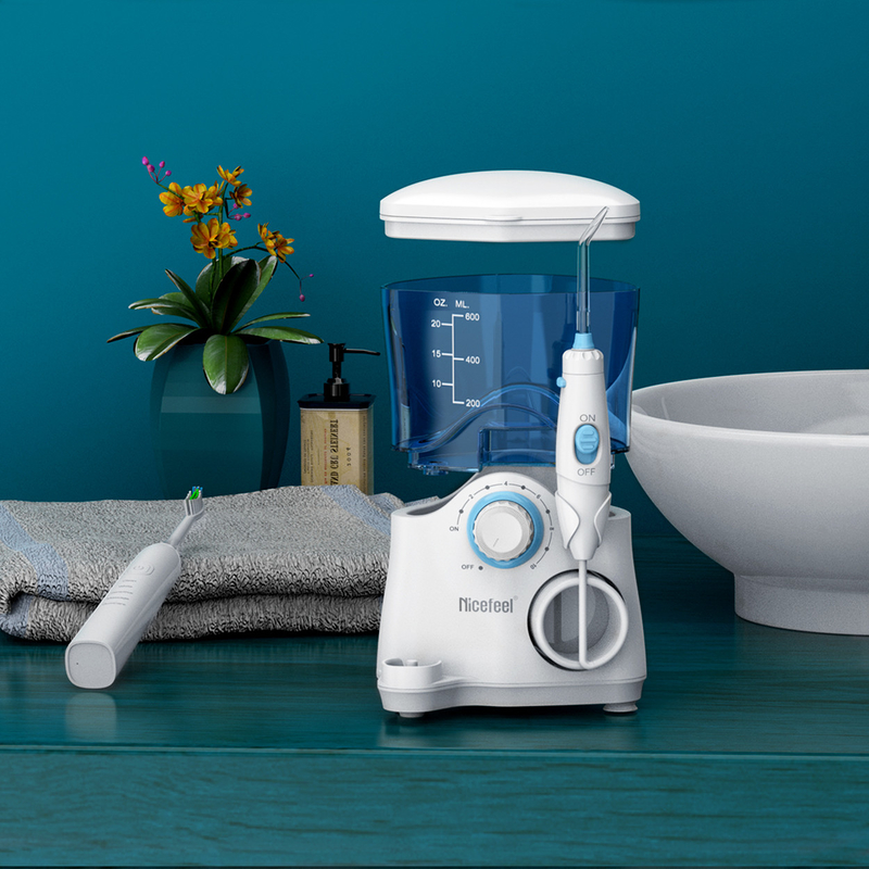 Carro armato dentario dell'ABS dell'OEM di bianco della famiglia 600ml di Sonic Toothbrush Water Flosser For dei prodotti