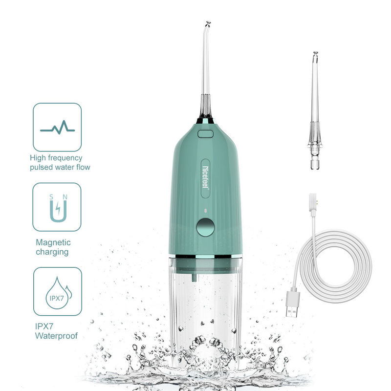 FC3920 getto di acqua orale dentario del pulitore dei denti di Irrigator del cavo di stile 130ml IPX7 USB